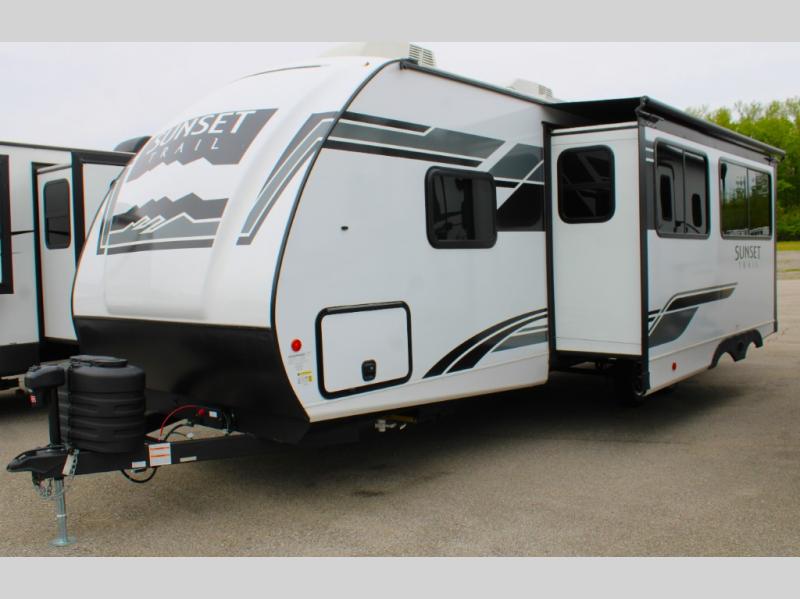2025 CrossRoads Sunset Trail Super Lite SS253RB, $ 51,258
