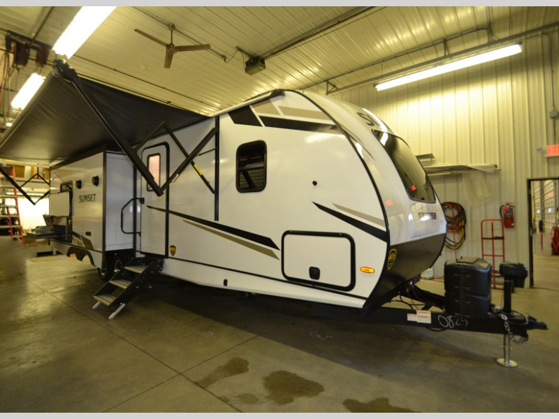2023 CrossRoads Sunset Trail Super Lite SS285CK, $ 65,770